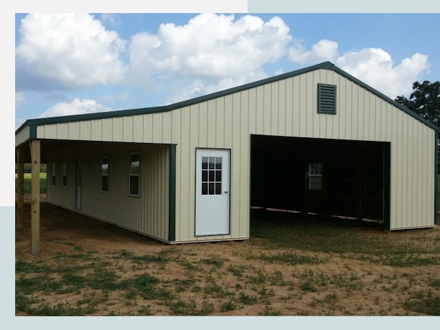 Строительство конюшен в Батайске